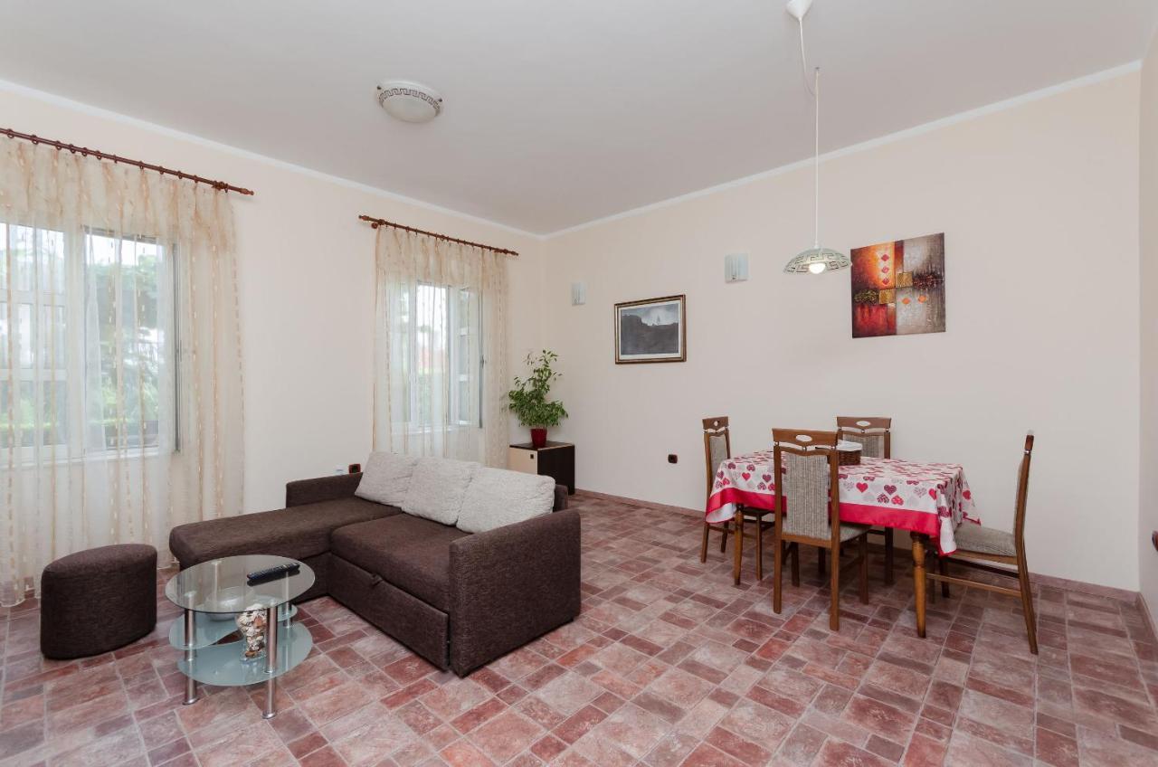 רייקה Apartment Aleksandra מראה חיצוני תמונה