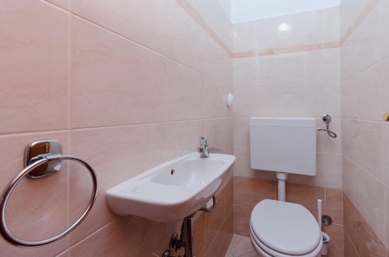 רייקה Apartment Aleksandra מראה חיצוני תמונה