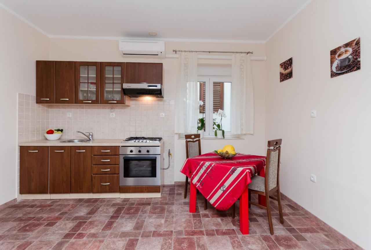 רייקה Apartment Aleksandra מראה חיצוני תמונה